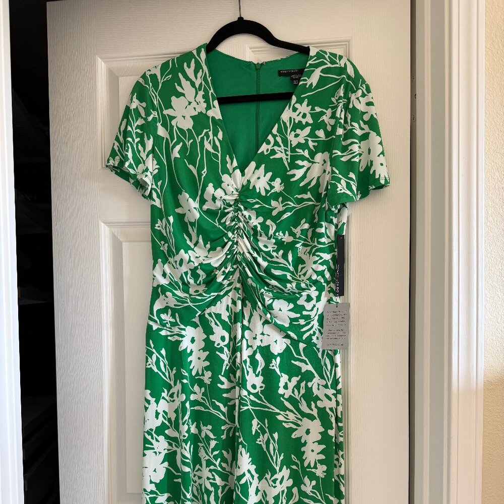 Maggy London Size 14